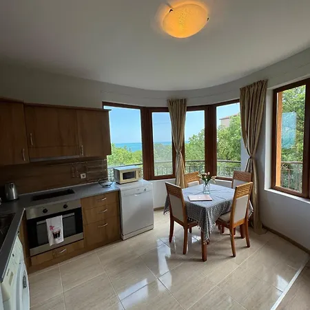 Riviera Sea Apartment *